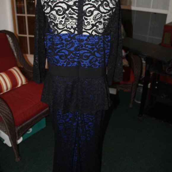 Formal Dress - Picture 7 of 11